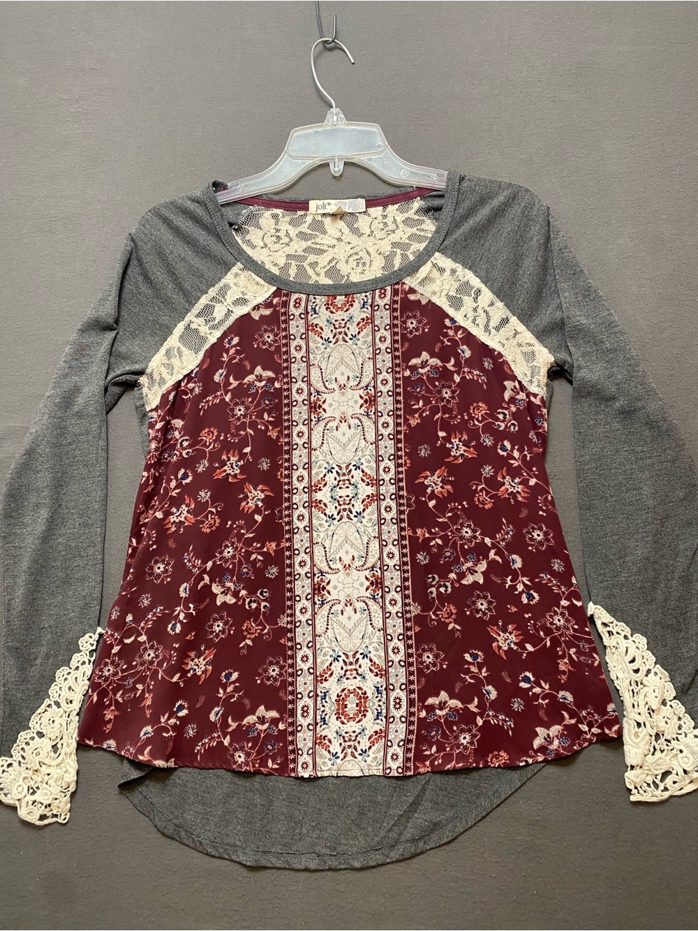 Jolt Small Burgundy Floral Lace-Trim Long Sleeve Raglan Top